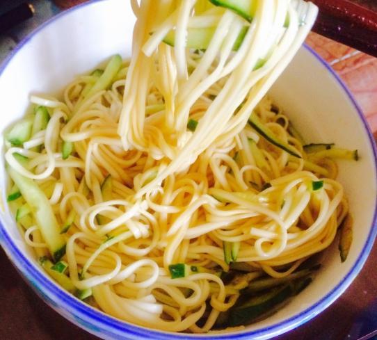 吃汤面的瓜,一场别开生面的美食之旅