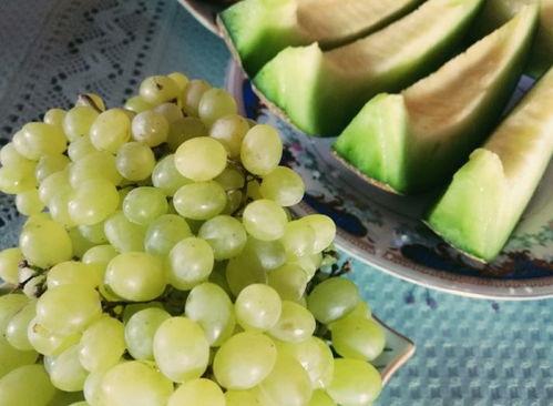 新疆不用牙齿吃的瓜,独特饮食习惯中的甜蜜生活