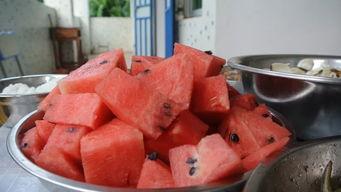 龙门镇吃瓜,瓜香四溢，品味民俗风情