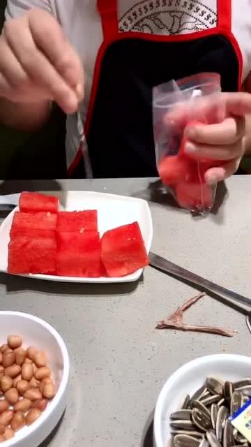 海底捞吃瓜的做法,解锁夏日消暑新姿势