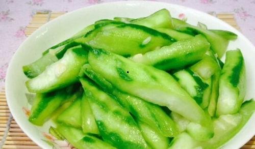 吃周瓜的害处,健康饮食需谨慎！”